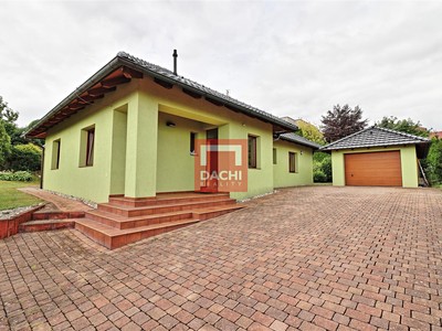 Pronájem  rodinného domu 140 m², pozemek 731 m²