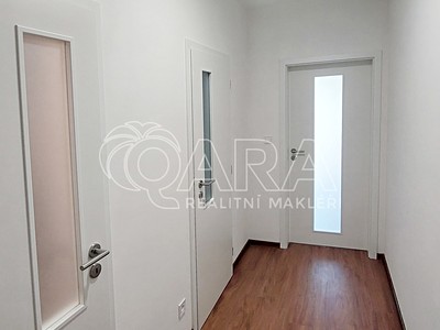 Pronájem bytu 1+kk 32 m²