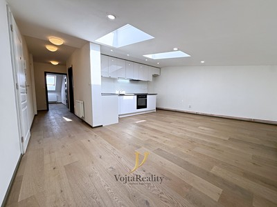 Pronájem bytu 3+kk 82 m²