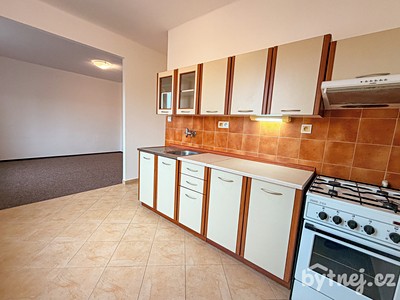 Pronájem bytu 1+kk 38 m²