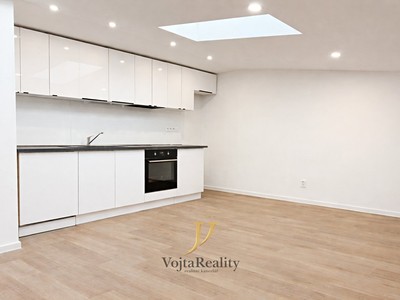 Pronájem bytu 3+kk 82 m²