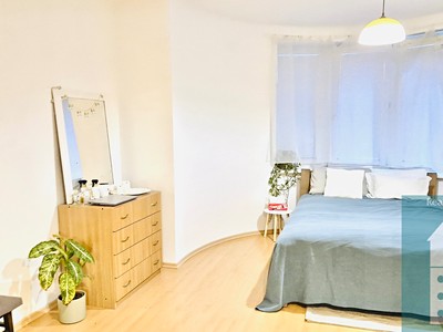 Pronájem bytu 1+kk 37 m²