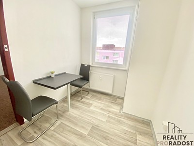 Pronájem bytu 1+1 34 m²