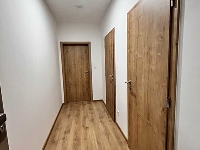 Pronájem bytu 1+kk 32 m²