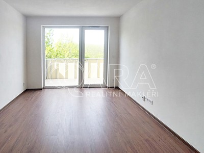 Pronájem bytu 1+kk 32 m²