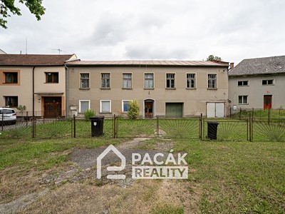 Prodej  rodinného domu 300 m², pozemek 1 677 m²