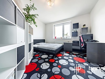 Prodej bytu 3+kk 66 m² (Jednopodlažní)