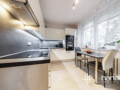 Pronájem bytu 2+1 60 m² (Jednopodlažní)