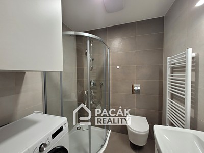 Pronájem bytu 1+kk 32 m²
