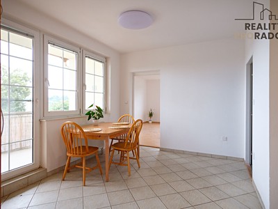 Prodej bytu 6 pokojů a více 156 m²
