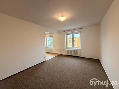 Pronájem bytu 1+kk 38 m²