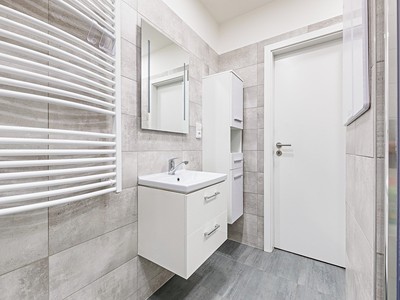 Pronájem bytu 2+1 60 m² (Jednopodlažní)