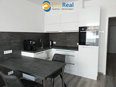 Pronájem bytu 1+kk 33 m²