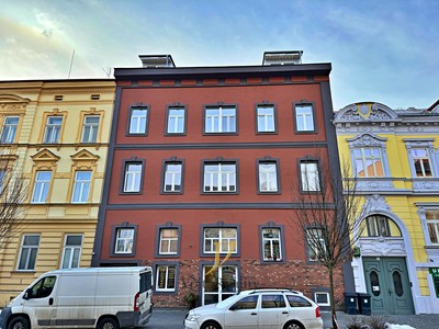 Pronájem bytu 3+kk 82 m²