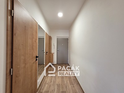 Pronájem bytu 1+kk 32 m²