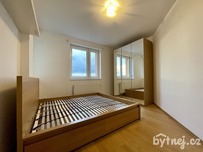 Pronájem bytu 3+kk 67 m²