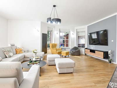 Prodej  rodinného domu 269 m², pozemek 939 m²